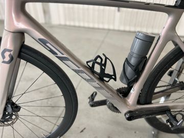 Použité Scott Addict 10 2022 2022 Road & Gravel — obrázek 5 z 7