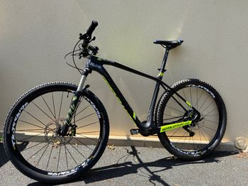 Used Corratec Revolution 29 LTD 2016 Mountainbike, Black — image 2 of 14
