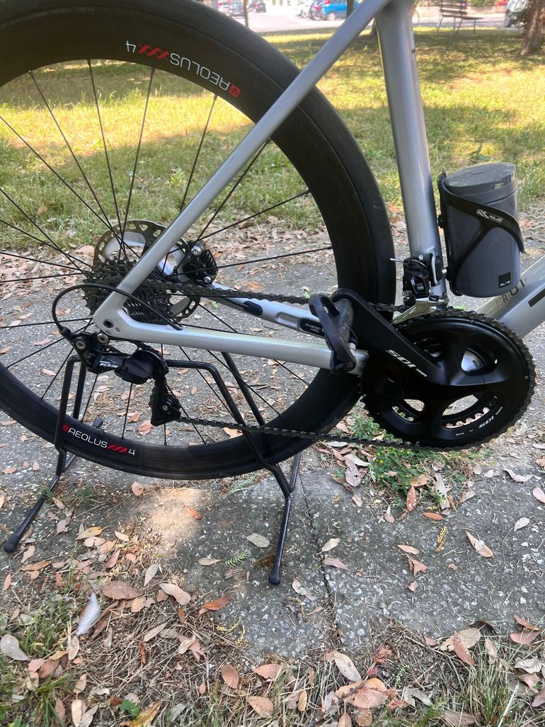 Used Trek Émonda SL 5 Disc 2022 2022 Road & Gravel, Light Gray — image 3 of 7