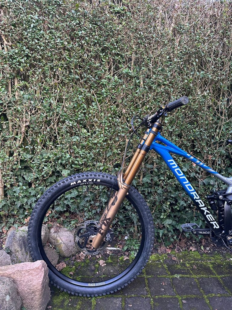 Used Mondraker SUMMUM RR Mullet 2025 Frameset 2025 Mountainbike, White, 29, 27.5 — image 5 of 6