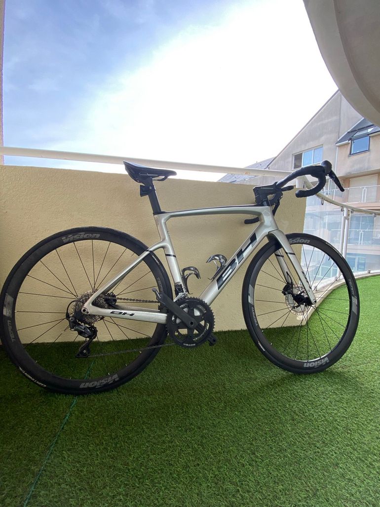 Used BH RS1 Shimano Ultegra 2023 Road & Gravel, Light Gray — image 1 of 3