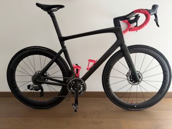 Used Specialized S-Works Tarmac SL7 - SRAM Red eTap AXS 2021 2021 Road & Gravel, Green — image 10 of 16