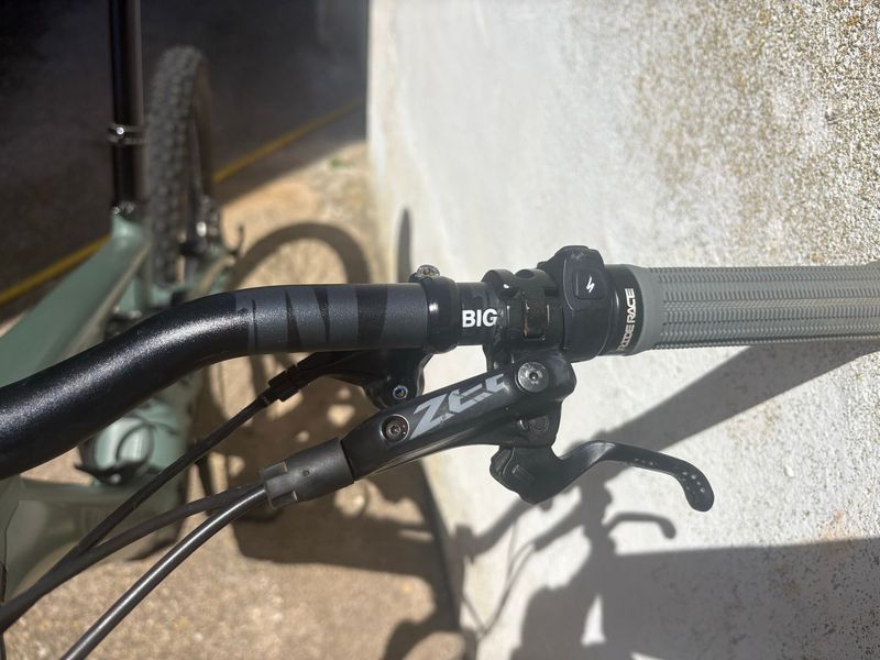 Specialized Turbo Levo SRAM GX Eagle 2023 Mountainbike usato, Verde — immagine 9 di 9