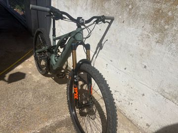 Specialized Turbo Levo SRAM GX Eagle 2023 Mountainbike usato, Verde — immagine 8 di 9