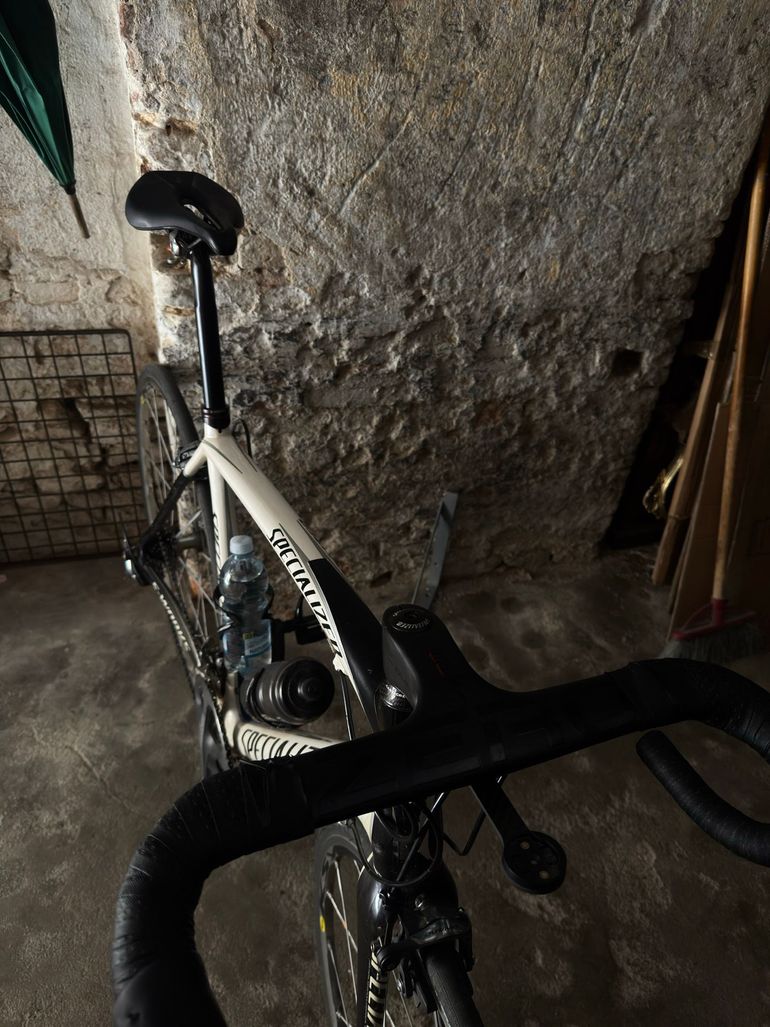 Used Specialized S-Works Tarmac SI2 2010 Specialized S-Works Tarmac SI2 2010 Custom Shimano Dura Ace 2010 Road & Gravel, White — image 4 of 5
