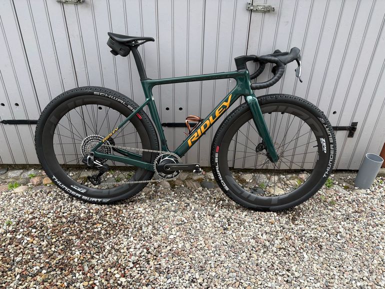 Used Ridley Astr RS - Sram Force XPLR 1x13 2026 2026 Road & Gravel, Grün — image 1 of 9