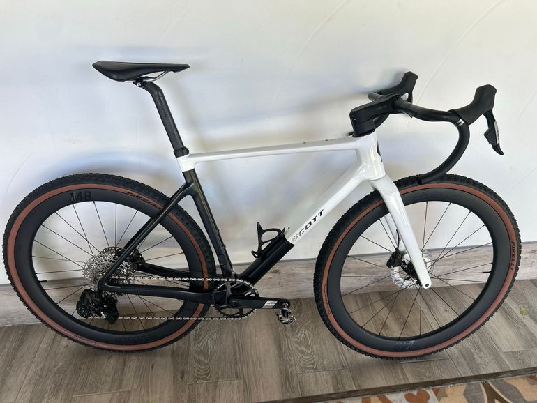 Used Scott Addict Gravel 10 2026 2026 Road & Gravel, White — image 1 of 5