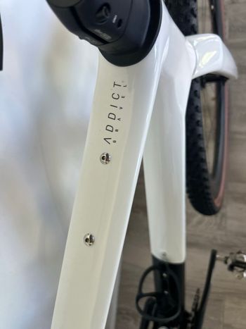 Used Scott Addict Gravel 10 2026 2026 Road & Gravel, White — image 4 of 5