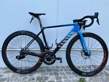 Brugt Canyon Ultimate CF SLX 9 Disc eTap 2022 2022 Road & Gravel