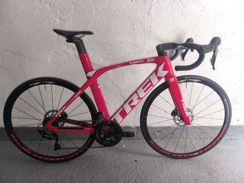 Used Trek Madone Shimano 105 2020 Road & Gravel