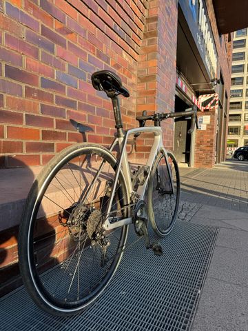 Brugt Trek Émonda SL 5 2024 2024 Road & Gravel — billede 10 af 11