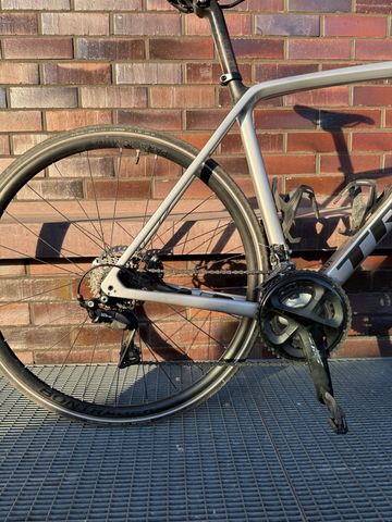 Brugt Trek Émonda SL 5 2024 2024 Road & Gravel — billede 8 af 11