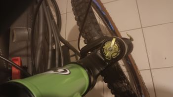 Used Sobre Off 2017 Mountainbike, Verde — image 5 of 8