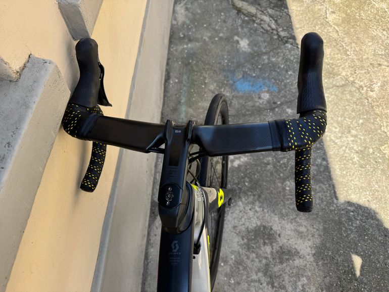 Used Scott Foil 20 disc silver/black 2019 2019 Road & Gravel, Black — image 6 of 20