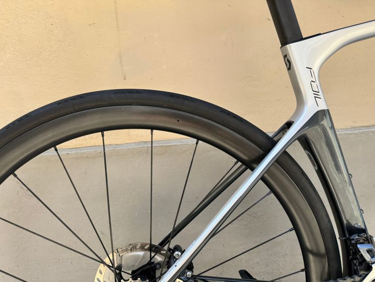 Used Scott Foil 20 disc silver/black 2019 2019 Road & Gravel, Black — image 9 of 20