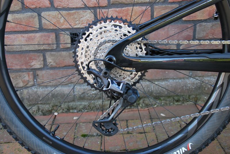 Gebrauchtes Giant Anthem Advanced 29 2 2024 2024 Mountainbike, Hellgrau, 29 — Bild 5 von 15