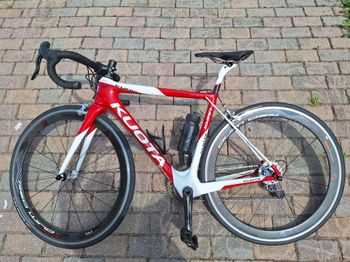 Used Kuota Khan 2017 Road & Gravel, Weiß — image 2 of 8