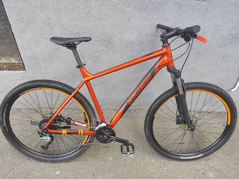 Used Bergamont Revox 4 2023 2023 Mountainbike, Orange, 29 — image 1 of 6