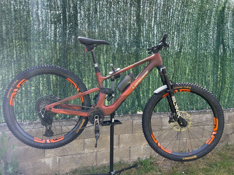Used Lapierre Zesty CF SE 2026 2026 Mountainbike, Red, 29 — image 1 of 5