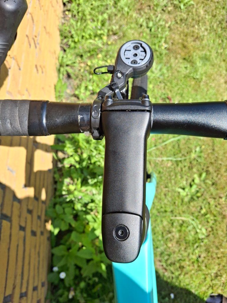 Used Bianchi Impulso Shimano GRX 2025 Road & Gravel, Green — image 6 of 6