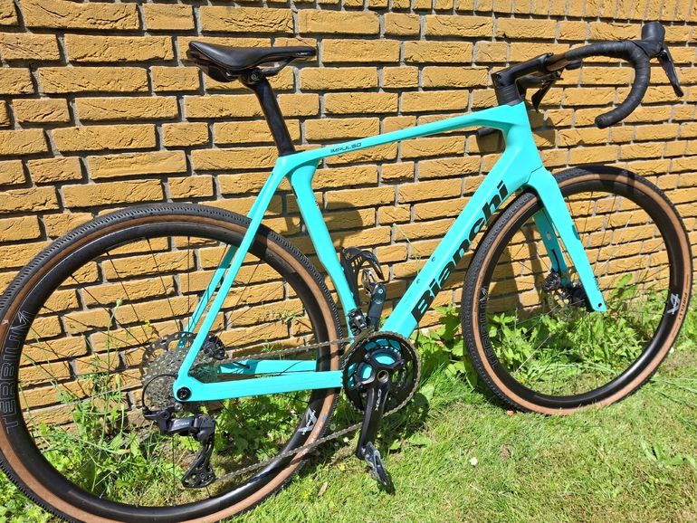 Used Bianchi Impulso Shimano GRX 2025 Road & Gravel, Green — image 1 of 6