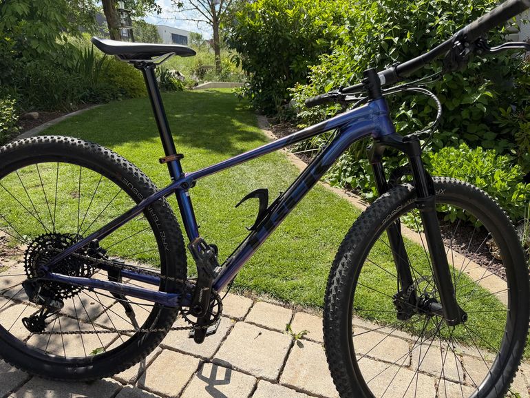 Used Trek Procaliber 6 2020 2020 Mountainbike, Purple, 27.5, 29 — image 5 of 5