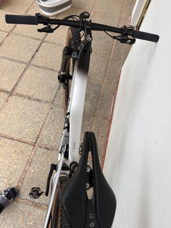 Used Cannondale Scalpel Shimano Deore XT 2023 Mountainbike, Light Gray — image 7 of 9