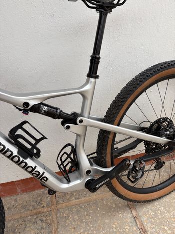 Used Cannondale Scalpel Shimano Deore XT 2023 Mountainbike, Light Gray — image 8 of 9