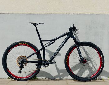 Used Specialized Epic Ultralight 2019 2019 Mountainbike, Black — image 2 of 12