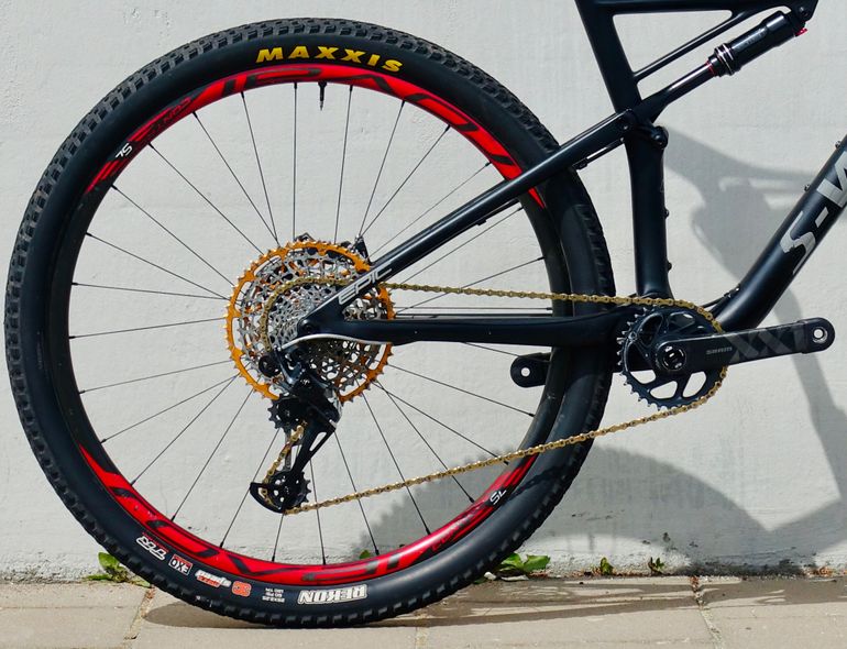 Used Specialized Epic Ultralight 2019 2019 Mountainbike, Black — image 3 of 12