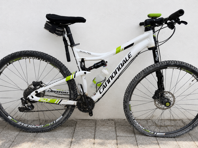 Used Cannondale Cannondale Scalpel Lefty 2015 Mountainbike, White — image 1 of 3