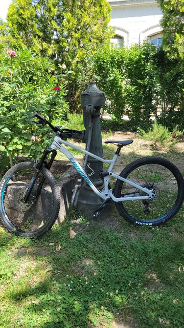 Brugt Lapierre Zesty AM 4.9 2021 2021 Mountainbike — billede 2 af 21