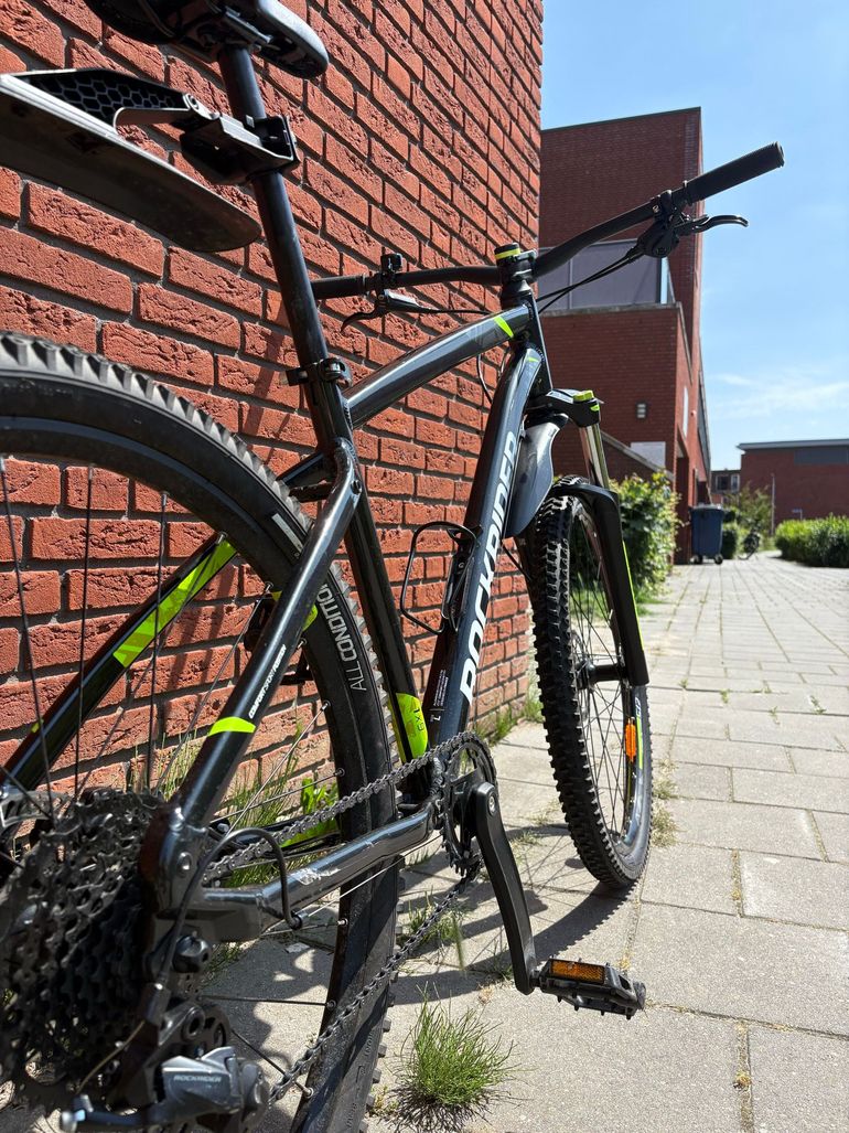 Used ROCKRIDER 27.5" Mountain Bike ST 530 UK 2021 2021 Mountainbike, Black, 27.5 — image 4 of 7