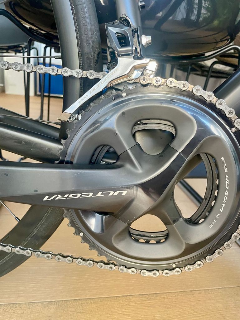 Used Canyon Ultimate CF SL Disc 8.0 2020 2020 Road & Gravel, Black — image 3 of 7