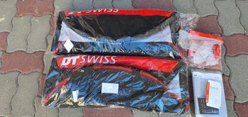 Used Specialized S-Works Venge ViAS Sram Red ETap, DtSwiss 2018 Road & Gravel, Black — image 18 of 20