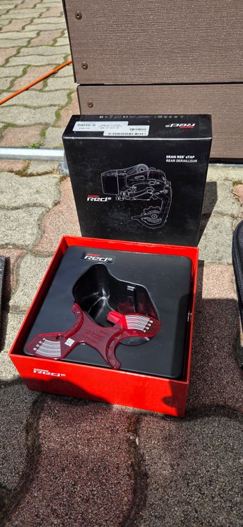 Used Specialized S-Works Venge ViAS Sram Red ETap, DtSwiss 2018 Road & Gravel, Black — image 13 of 20