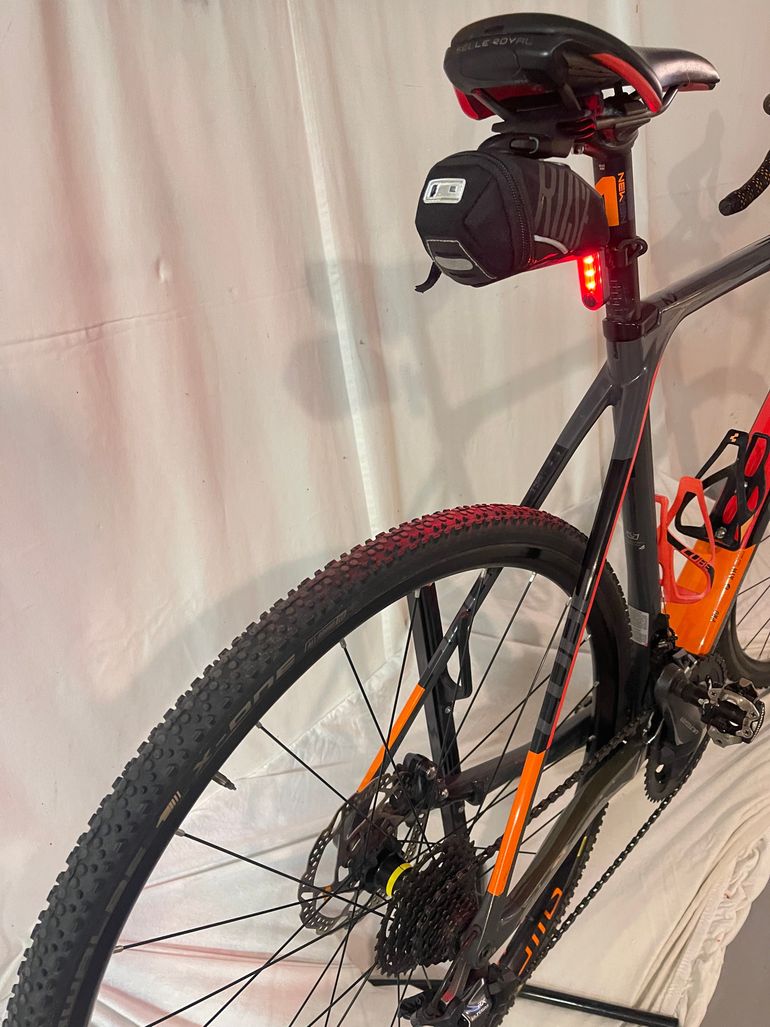 Used CUBE CROSS RACE C:62 Pro 2019 2019 Road & Gravel, Light Gray — image 6 of 15