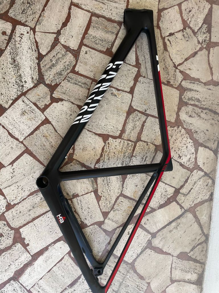 Used Canyon Exceed CF SLX CLLCTV 2023 Frameset 2023 Mountainbike, Nero — image 3 of 7
