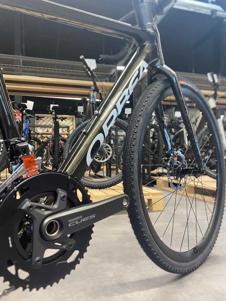 Used Orbea Terra Shimano CUES 2026 Road & Gravel, Black — image 3 of 5