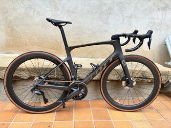 Used Scott Foil RC 10 2022 2022 Road & Gravel — image 3 of 15