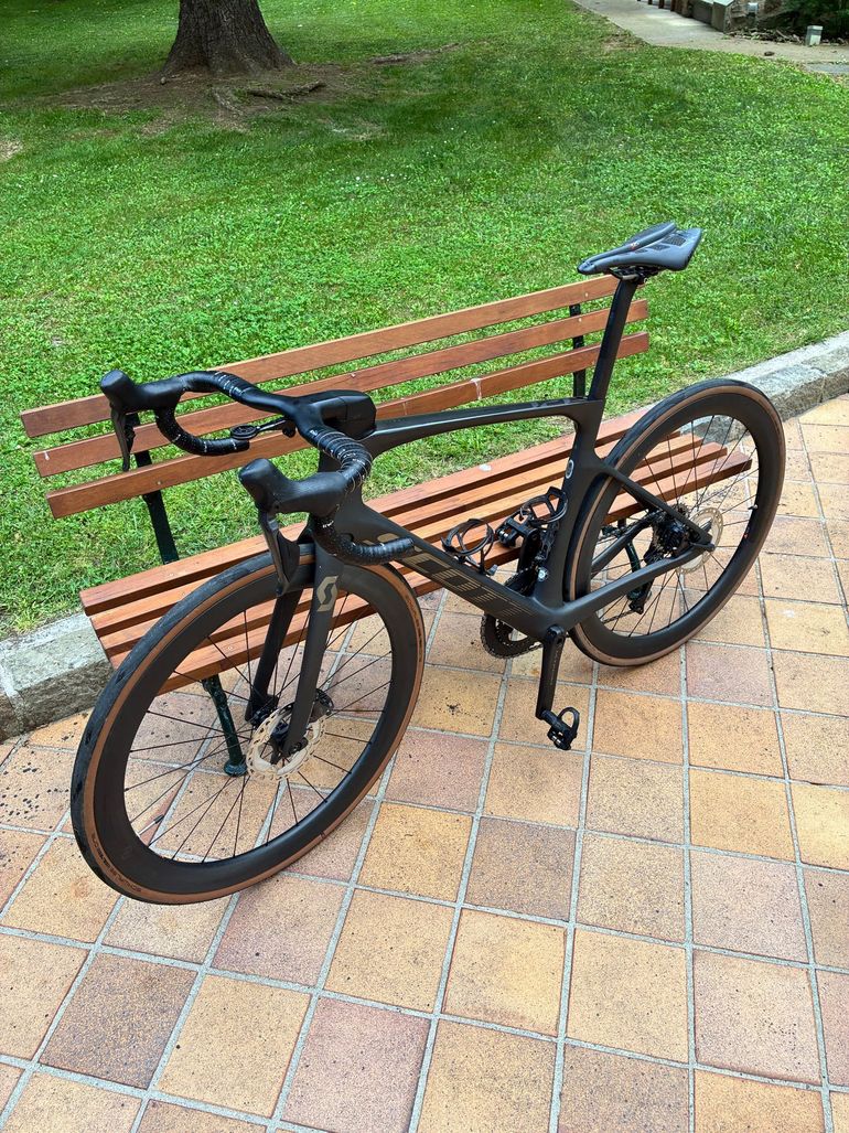 Used Scott Foil RC 10 2022 2022 Road & Gravel — image 13 of 15
