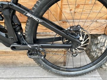 Używany Lapierre Spicy Team CF 2021 2021 Mountainbike — zdjęcie 3 z 5
