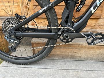 Używany Lapierre Spicy Team CF 2021 2021 Mountainbike — zdjęcie 4 z 5