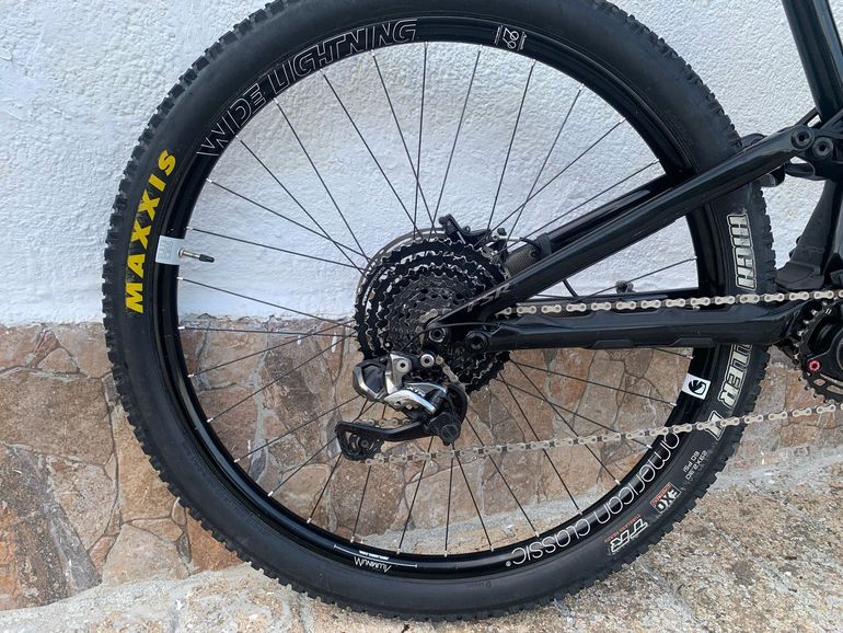 Used Specialized Turbo Levo SL Comp Carbon 2020 2020 Mountainbike — image 2 of 10
