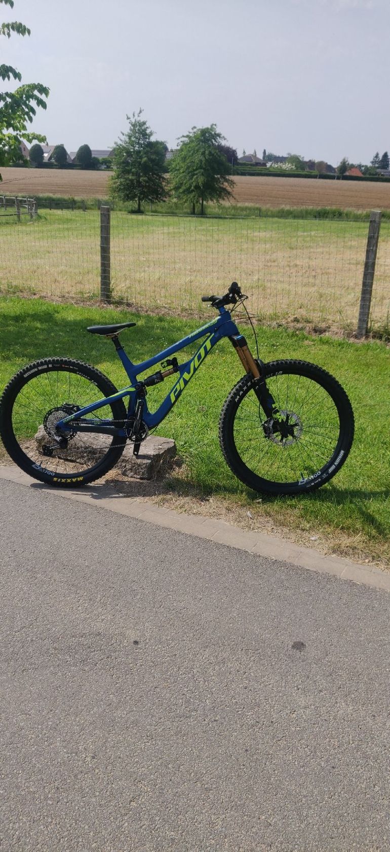 Used Pivot Firebird 29 Pro XT/XTR 2021 2021 Mountainbike, Blue, 29 — image 1 of 10