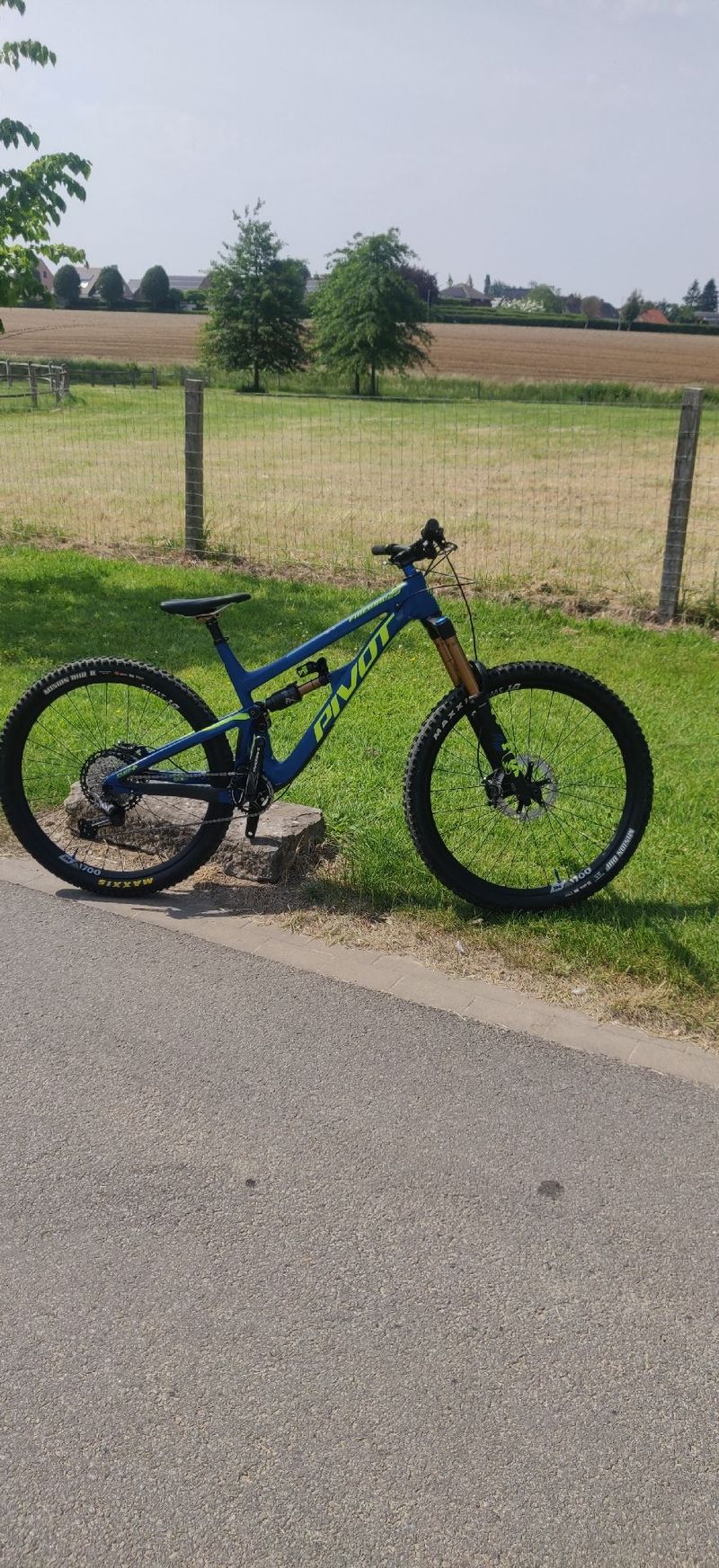 Used Pivot Firebird 29 Pro XT/XTR 2021 2021 Mountainbike, Blue, 29 — image 1 of 10