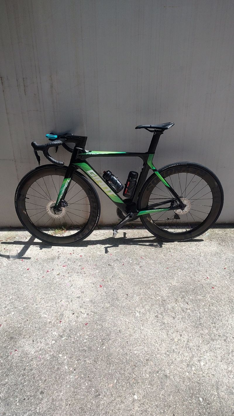 Tweedehands Giant Propel Advanced Pro Disc 2018 2018 Road & Gravel — afbeelding 8 van 9