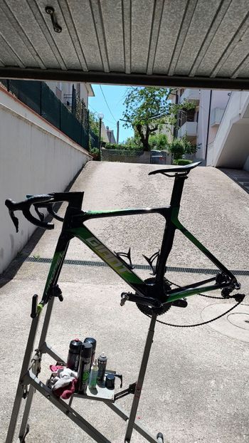 Used Giant Propel Advanced Pro Disc 2018 2018 Road & Gravel — image 7 of 9