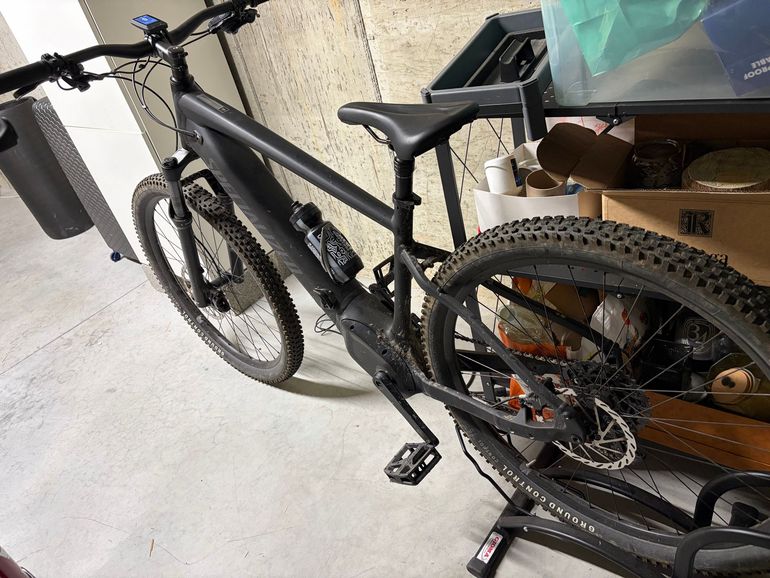 Used Specialized Turbo Tero 4.0 2022 2022 Mountainbike, Black, 29 — image 2 of 4