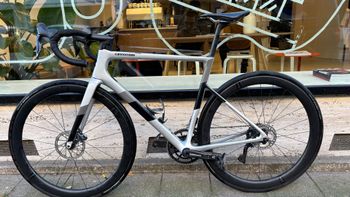 Used Cannondale SuperSix EVO Ultegra Di2 2021 2021 Road & Gravel, Light Gray — image 9 of 11